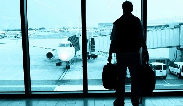 Эксперты напомнили туристам об их правах при отмене авиарейсов